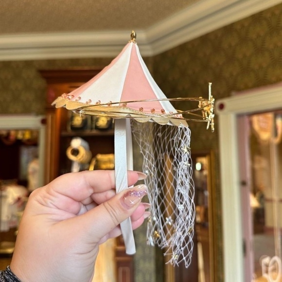 King Arthur Carrousel Fascinator For Adults - Picture 11 of 16